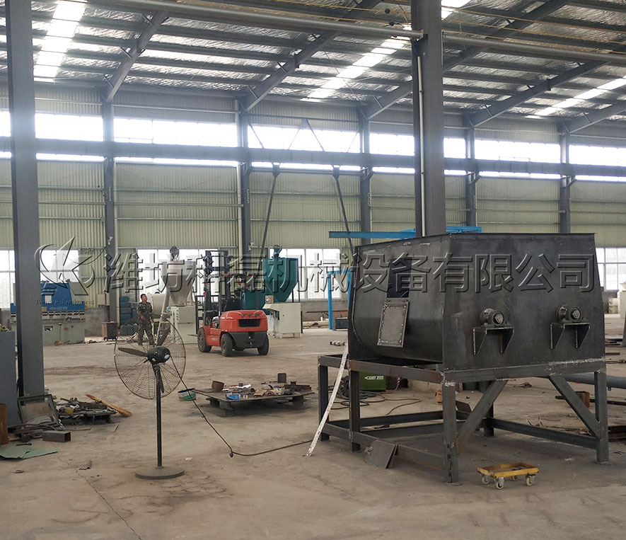 攪拌機(jī)生産車間一(yi)角 第1張