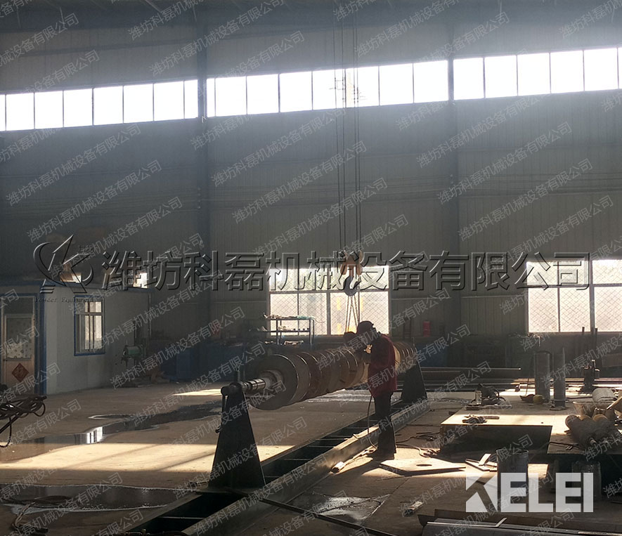 襄阳用裕橡(xiang)胶制造有限公司(si)螺旋輸送機絞龍(long)焊接車間 第2張