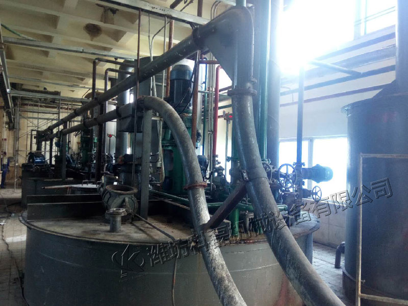 管鏈輸送(sòng)機爲硫磺(huang)的密閉無(wú)塵輸送保(bǎo)駕護航 第(dì)2張